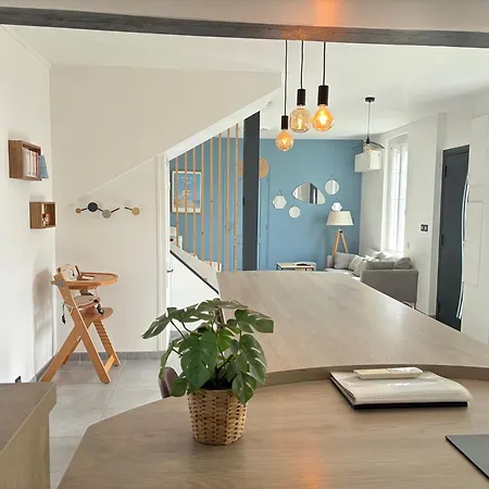 Ideal Famille - Maison A 200 M De La Avec Jardinet - Linge Inclus Дом отдыха