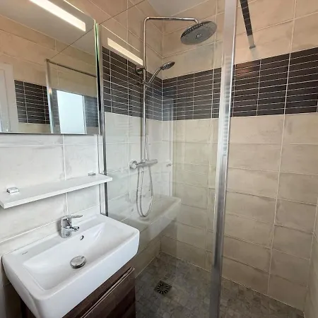 Дом отдыха Ideal Famille - Maison A 200 M De La Avec Jardinet - Linge Inclus Льон-сюр-Мер