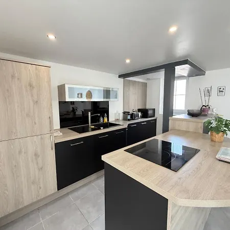 Дом отдыха Ideal Famille - Maison A 200 M De La Avec Jardinet - Linge Inclus *